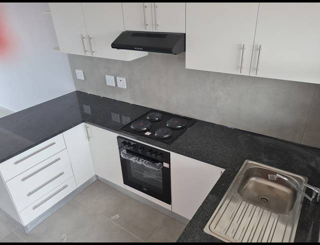 2 bed property to rent in RICHMOND